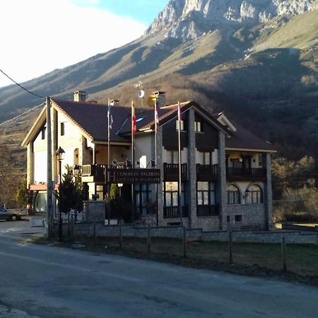 Hotel Cumbres Valdeon Posada De Valdeon Exterior photo